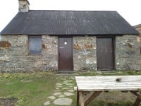 20190401 090204  Another bothy, the April one.